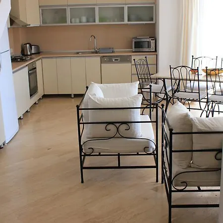 Mali Apartment *